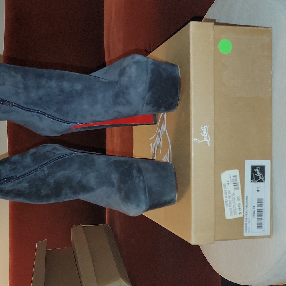 Christian Louboutin size 41 Navy Blue